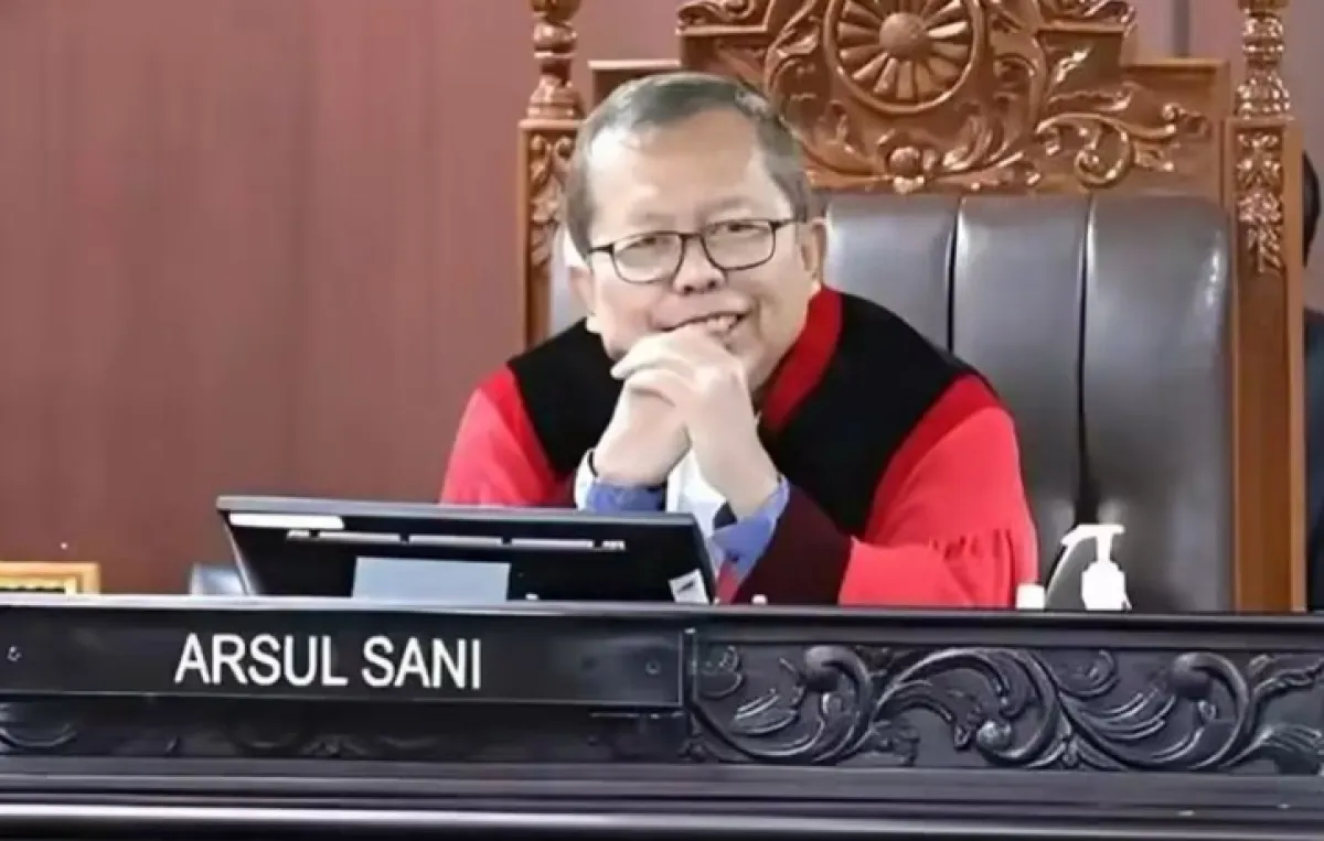 Disebut Hadir dalam Rapat Pembahasan Aturan Pencalonan Gibran, Ini Kata Hakim MK Arsul Sani