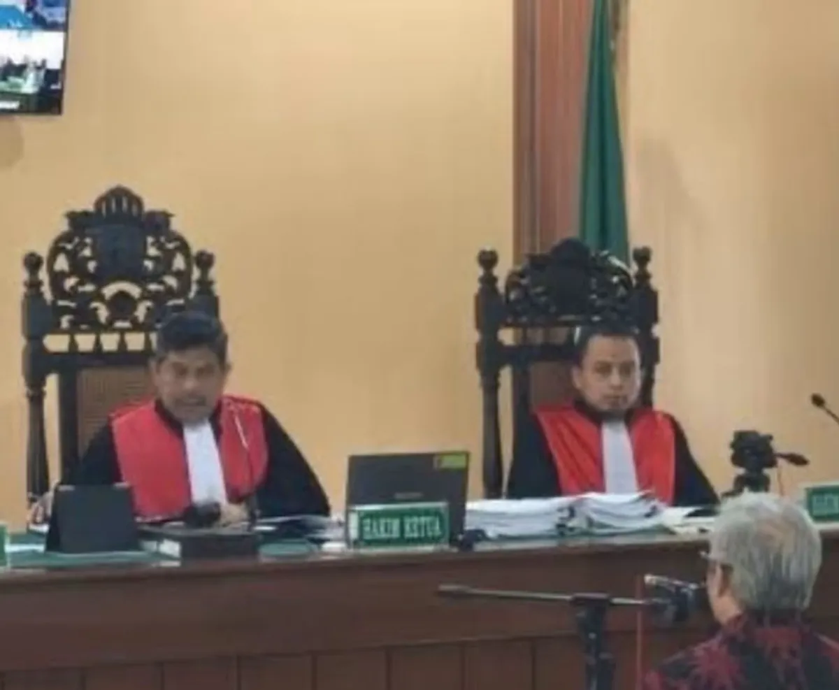 Roy Suryo Minta Ijazah Jokowi segera Dihadirkan di Persidangan, Jadi Barang Bukti Utama
