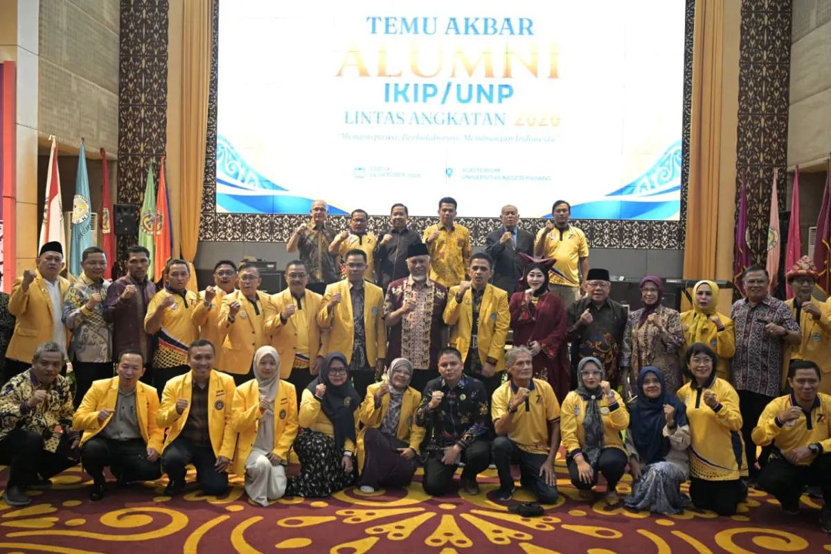 Gubernur Mahyeldi Dorong Alumni UNP Perkuat Kontribusi untuk Daerah