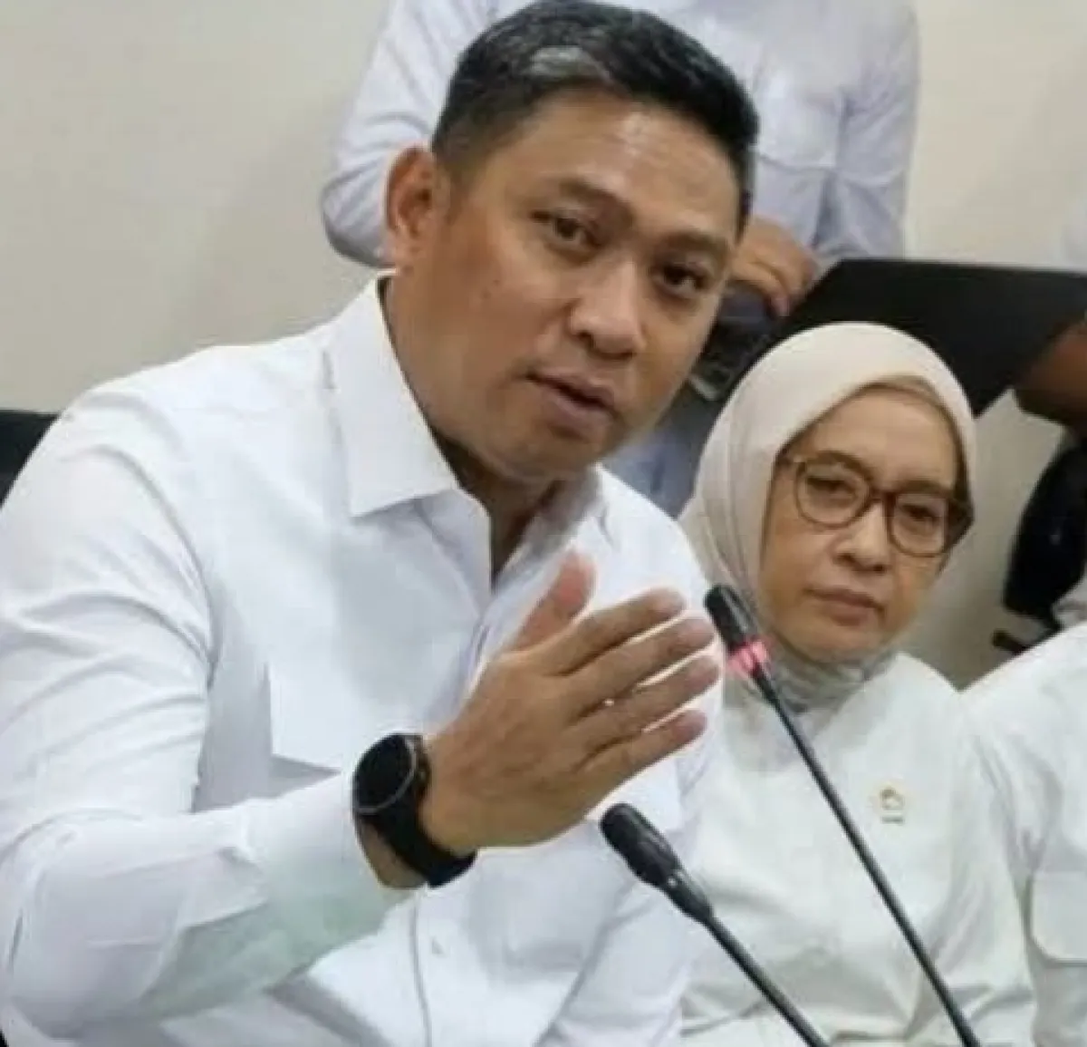 Sudaryono Heran Banyak yang Protes jika Anak-Anak Dilibatkan untuk Cuci Omprengan MBG
