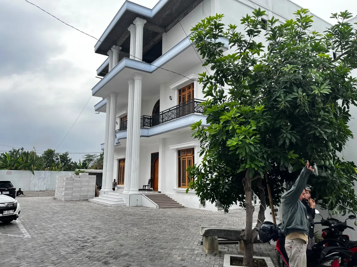 Yasmaga Guest House Ponorogo tempat Dini dan anaknya menetap selama 4 bulan. 