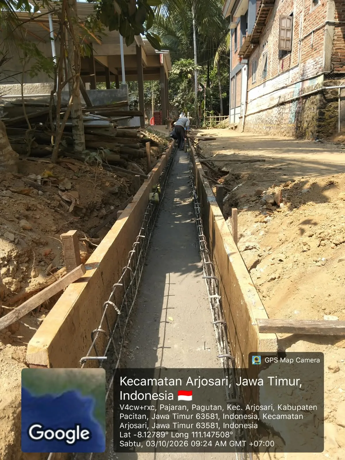 BK Provinsi Rp 200 Juta untuk Paving dan Saluran Air di Desa Pagutan Pacitan,  Mulai Dikerjakan 