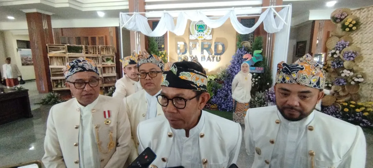 Hari Jadi ke-25 Kota Batu, Nurochman Ajak Ganti Karangan Bunga dengan Pohon Produktif
