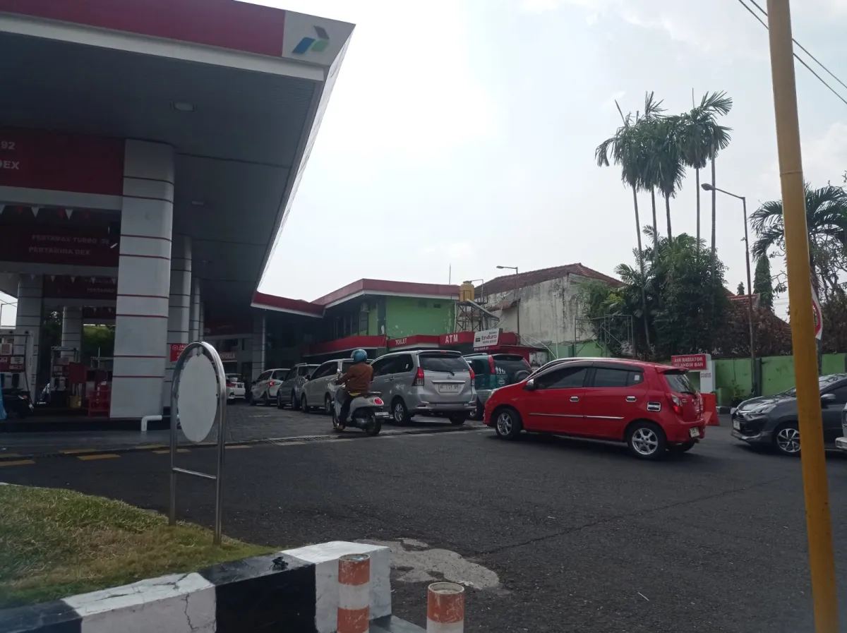 Antrean BBM Menumpuk, ASN Jember Kembali WFH Jumat dan Senin