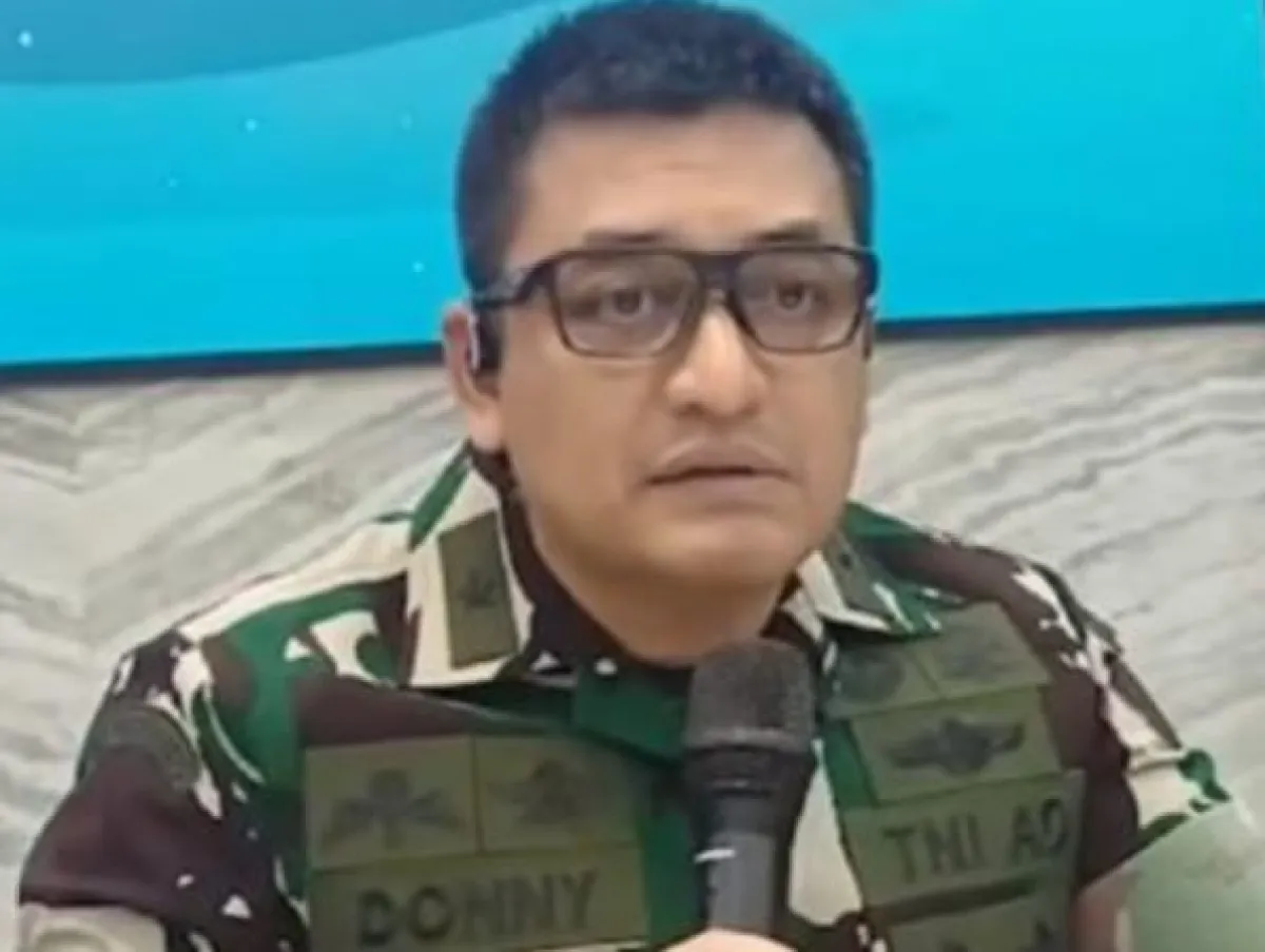TERBONGKAR! Rumah Dinas TNI di Cijantung Jadi Markas Judol, Letkol Arman Ditahan - 32 Komputer Disita