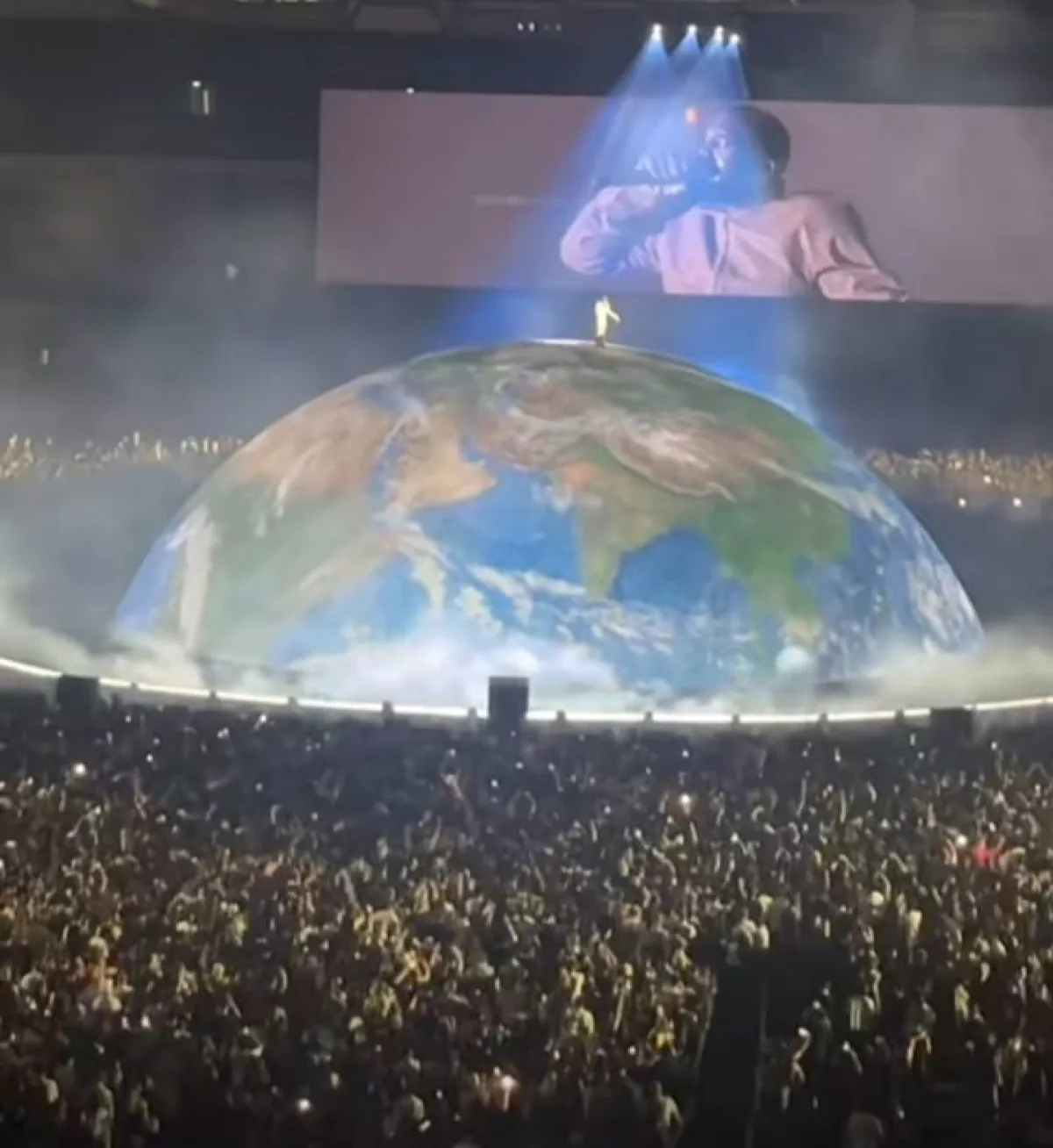 Dikira Kesal ke Penonton, Kanye West Buka Suara soal Momen Heartless di GBK: Ini Rock and Roll