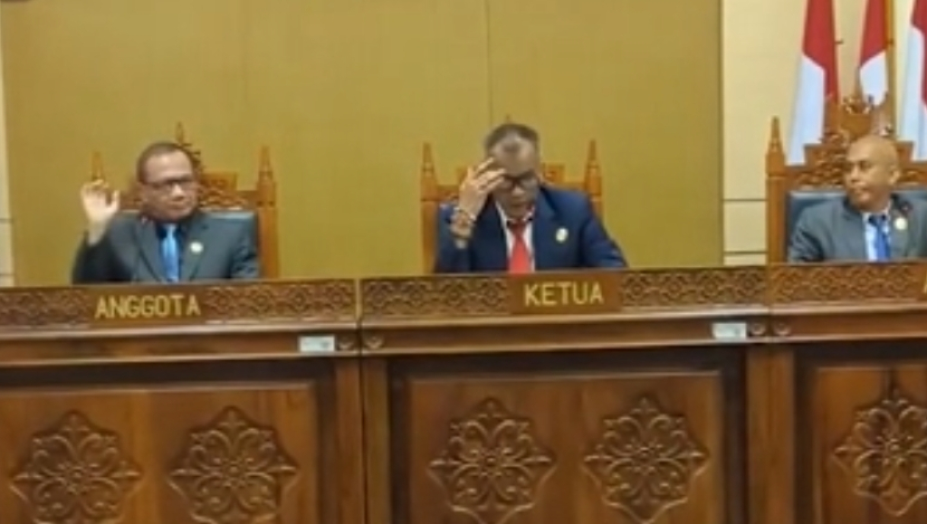 KIP Putuskan Salinan Ijazah Jokowi Ijazah Jokowi Adalah Informasi Terbuka