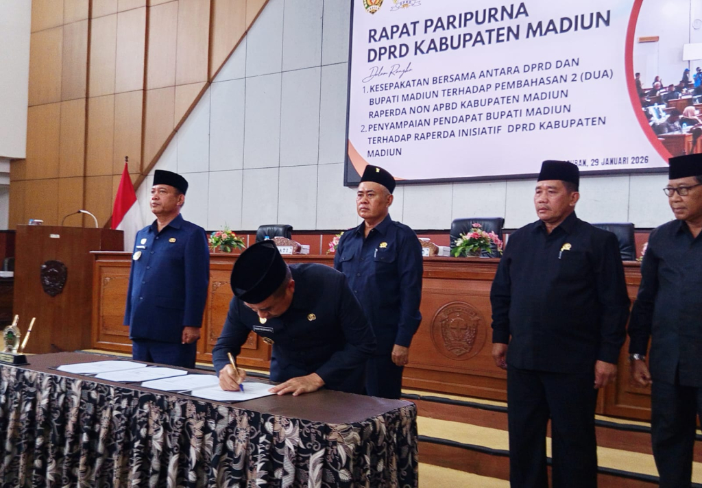 DPRD Kabupaten Madiun Sepakati Dua Raperda Non-APBD, BPR Resmi Menuju Perseroda