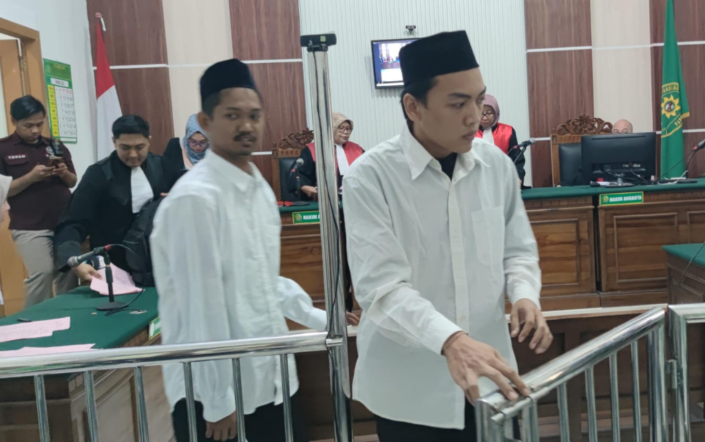 Jual Surat Dokter Palsu di Media Sosial, Rendi dan Rhesa Dipenjara