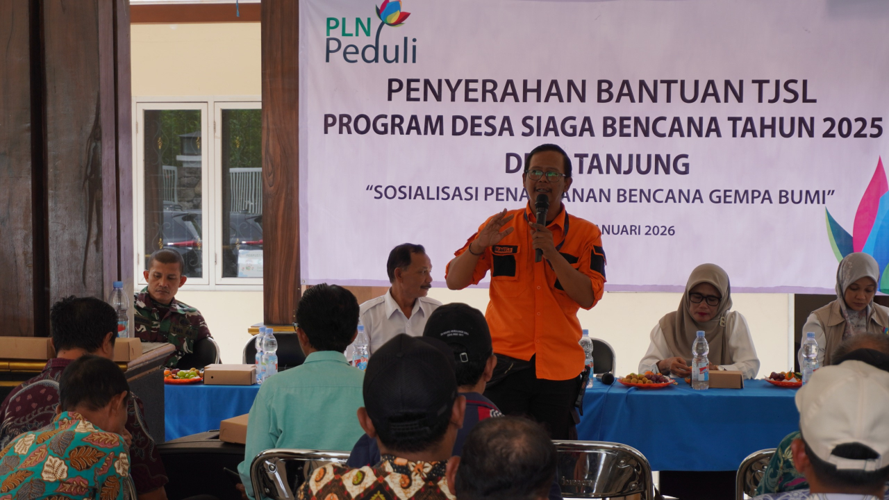 PLN UIT JBM Kolaborasi BPBD Gresik Gelar Sosialisasi dan Simulasi Tanggap Bencana