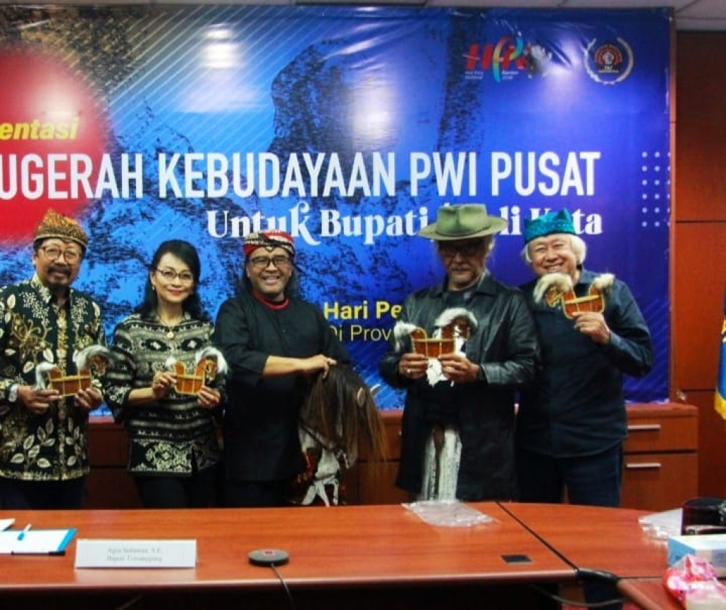 HPN 2026, 10 Kepala Daerah dan Tiga Wartawan Raih Trofi Abyakta 