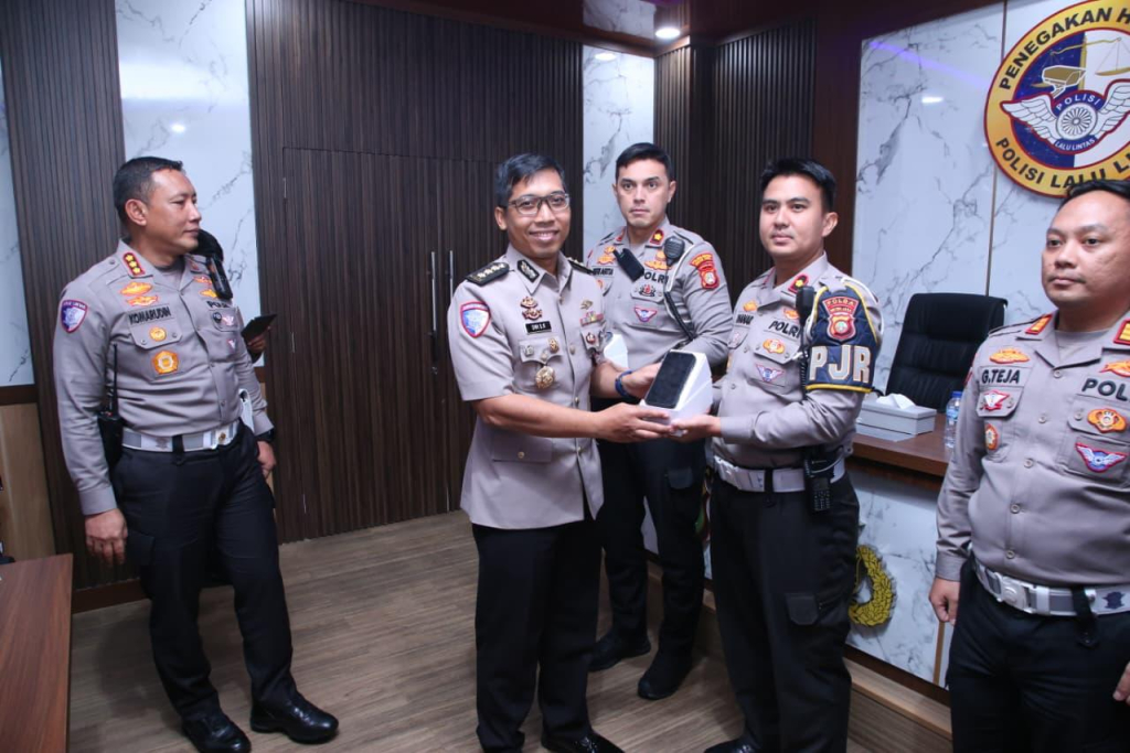Dirlantas PMJ Jelaskan 40 Etle Mobile Handheld Presisi Mulai Beroperasi di Jakarta