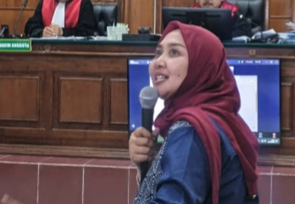 Uang dari Almarhum Kusnadi, Diduga Dipakai Fujika Sang Istri Siri Bersenang-senang dengan Pria Lain