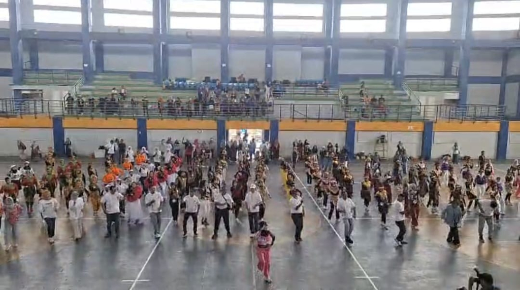 Ratusan Peserta Semarakan Lomba Senam Kreasi PWI Lamongan