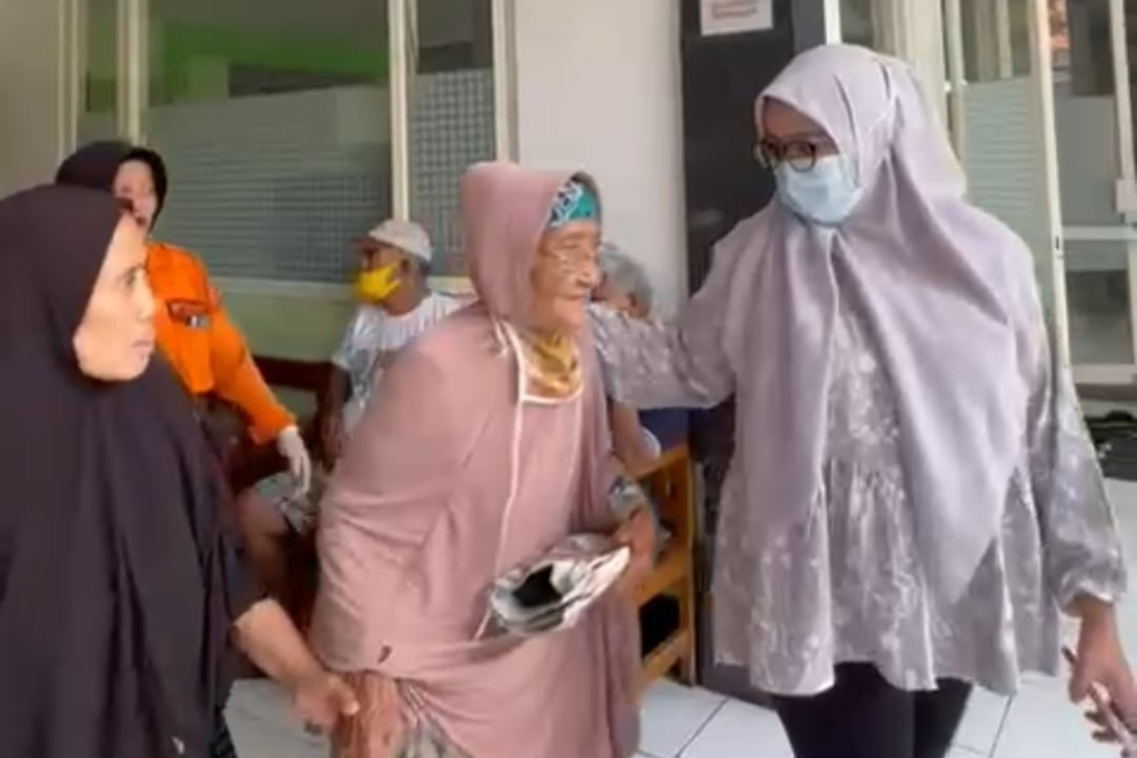 Pemkot Surabaya Sigap Tangani Lansia Tinggal di Gubuk 1x2 Meter di Tambaksari