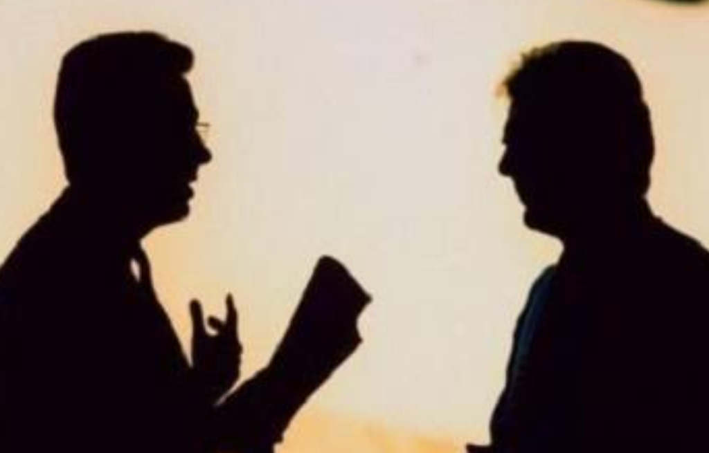 Mengapa Anda Tidak Boleh Menceritakan Masalah Anda kepada Semua Orang?