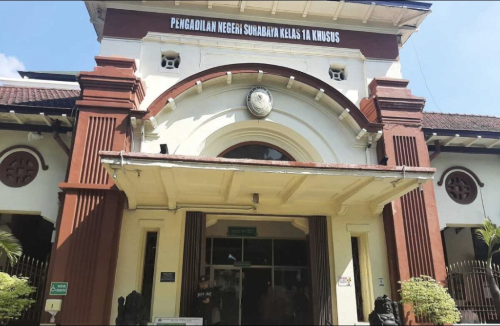 Tabrakan di Depan Mapolda Jatim, Sopir Mobil Dinas Polri Didakwa Dua Pasal