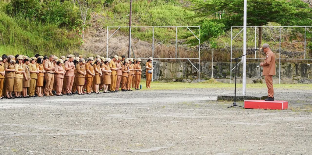 Apel Pagi Pemerintah Kab. Nias Selatan Penuh Haru, Ikhtiar Duha Pamit Secara Kedinasan