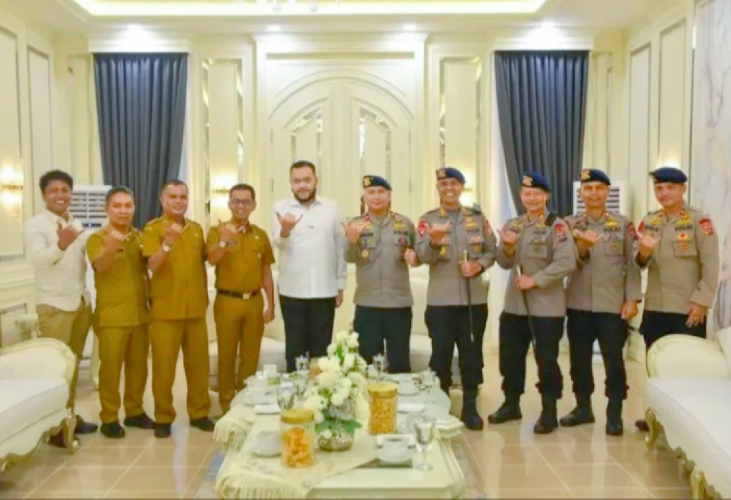 Fadly Amran Terima Danpas I Korbrimob, Perkuat Sinergi Keamanan dan Penanganan Bencana di Padang