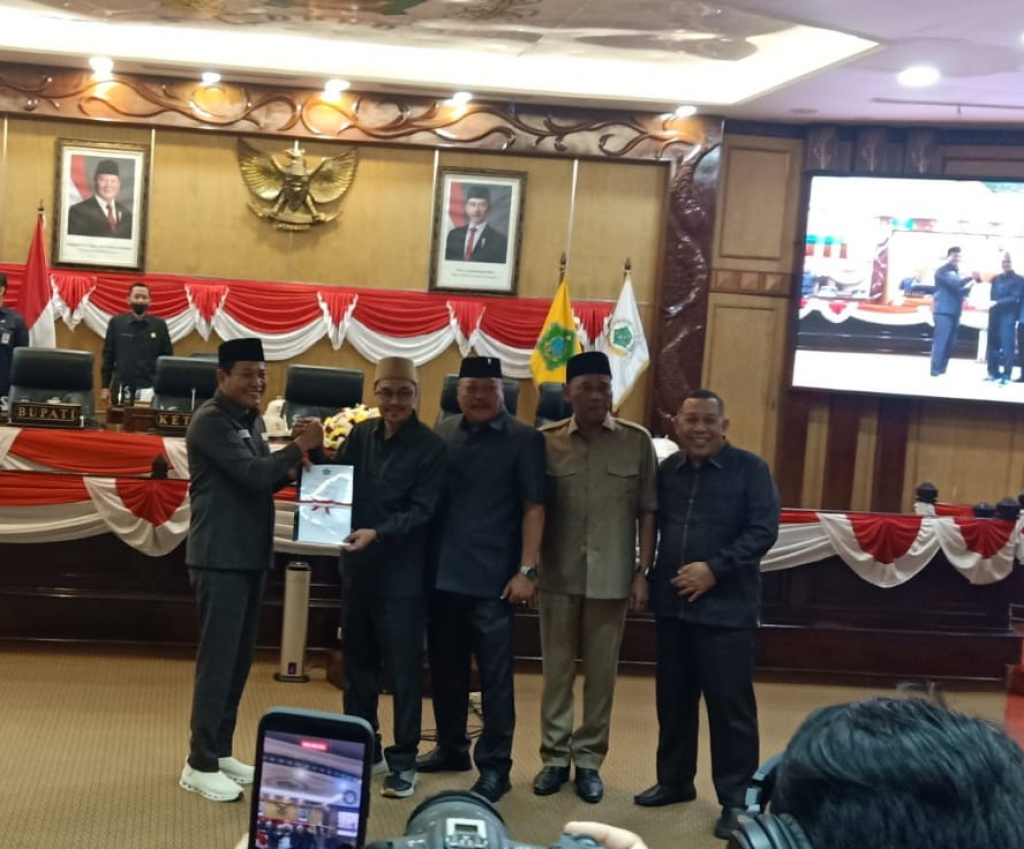 Rapat Paripurna DPRD Sidoarjo, Soroti Pengangguran hingga RS Sedati Terbengkalai