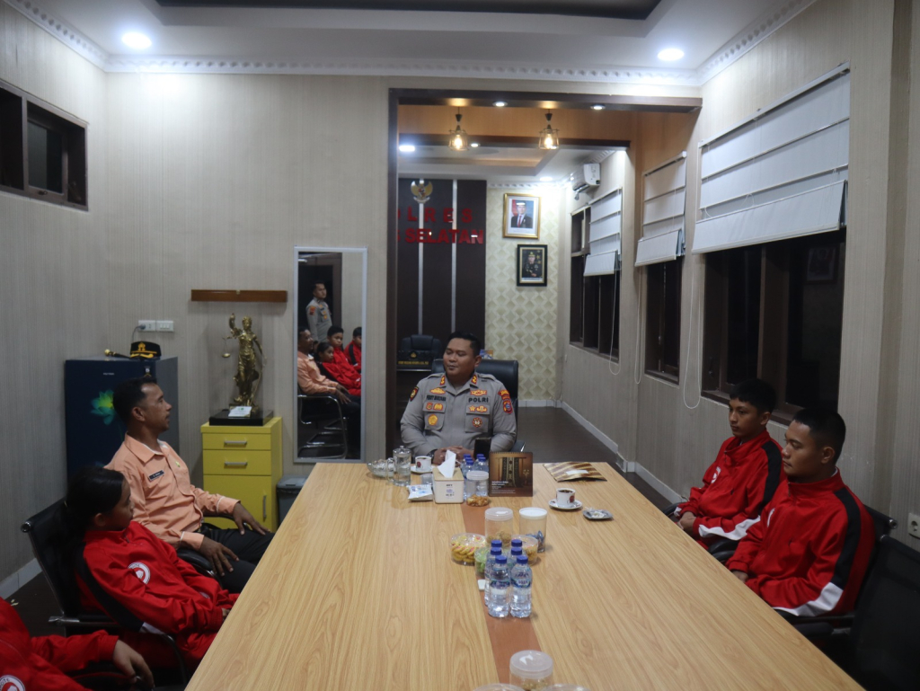 Kapolres Nias Selatan Sambut Hangat Kontingen Karate Berprestasi di Piala Kadispora Sumut 2026