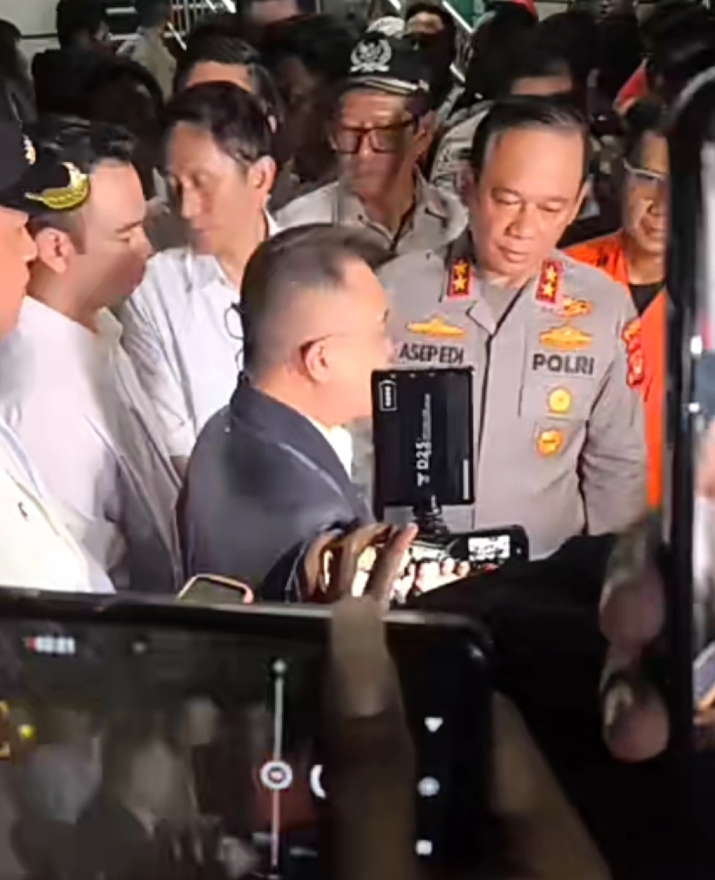 Wakil Ketua DPR dan Kapolda Metro Jaya Ucapkan Keprihatinan Insiden Argo Bromo Anggrek vs KRL