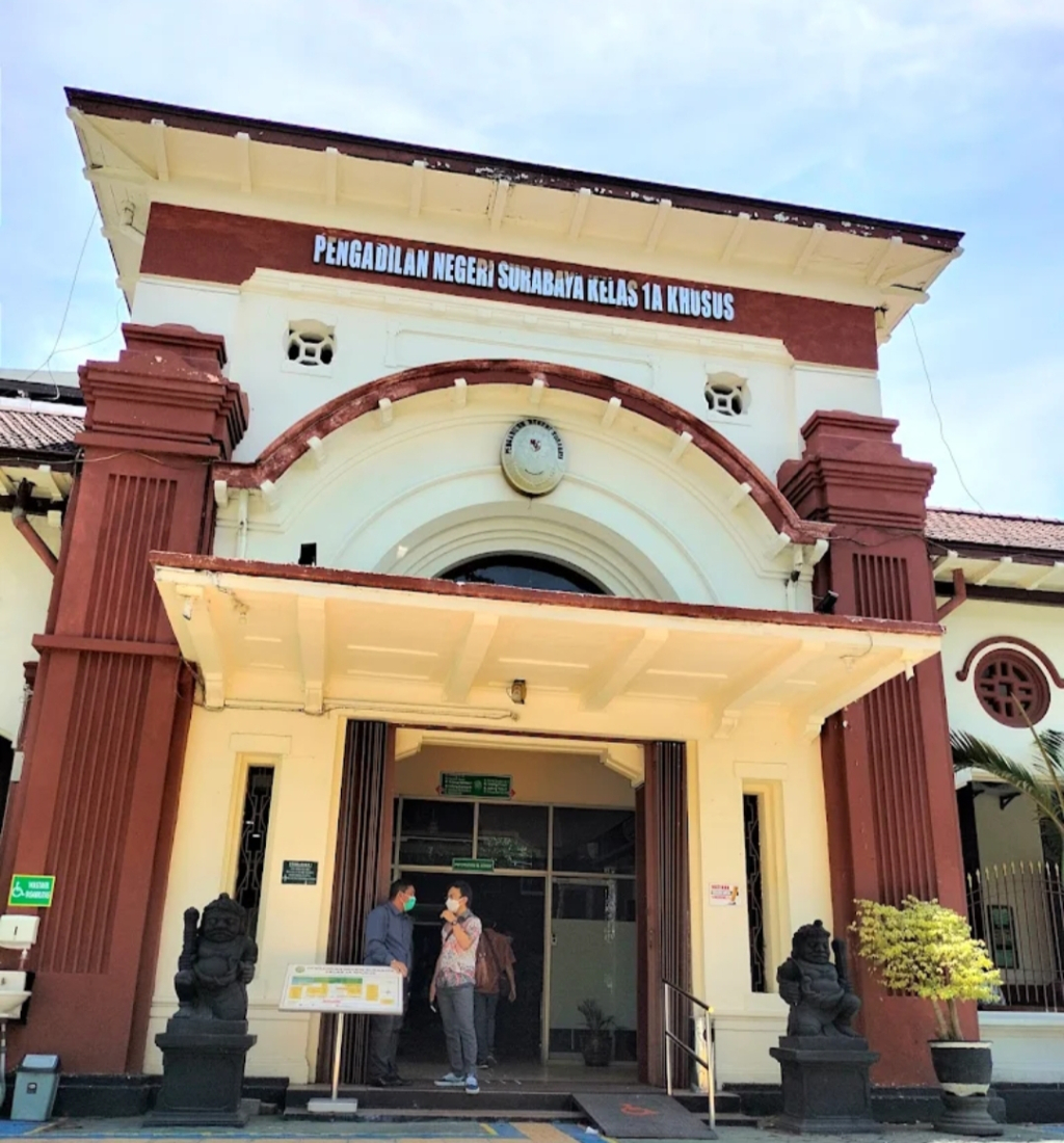 Kejaksaan Surabaya Limpahkan Kasus Pengusiran Nenek Elina ke Pengadilan