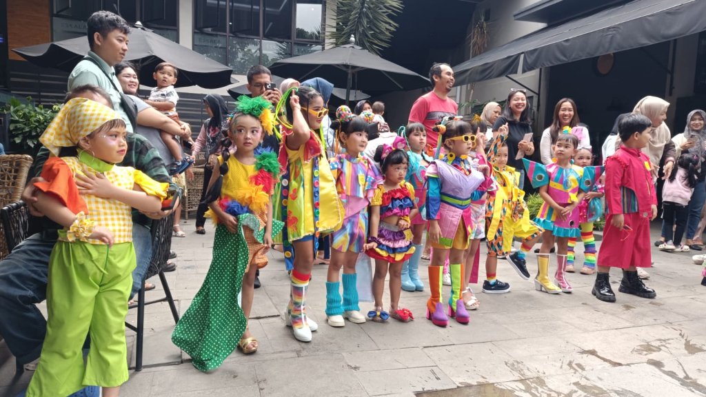Aston Inn Batu dan EO Warna Gelar “Little Smart & Style Day”, Ratusan Anak Tampilkan Bakat dan Kreativitas
