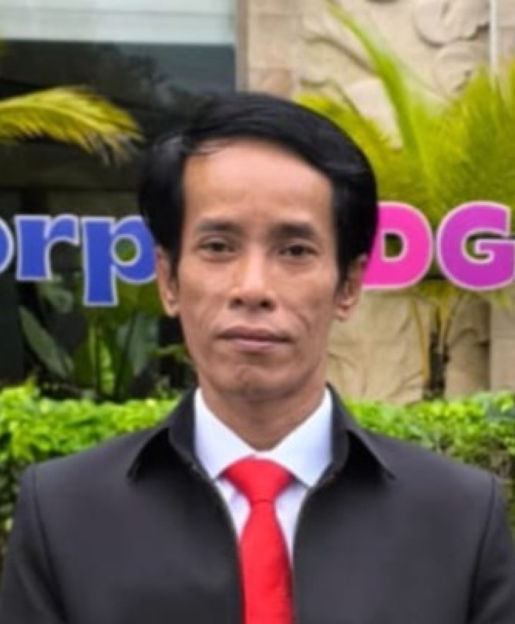 Kasek SMKN II Sampang Diduga Tabrak Permendikdasmen No. 7 Tahun 2025