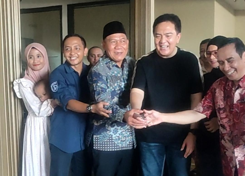 Tiga Tokoh Legend Support Grand Opening Ashuma Sport Massage 