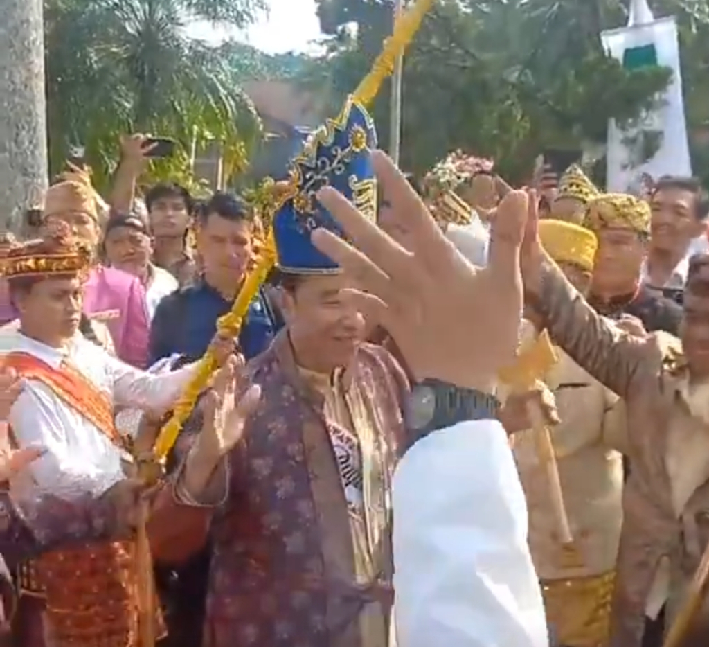 Jokowi Diberi Gelar Baginda