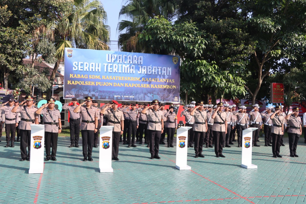 Sertijab Sejumlah PJU Polres Batu, Kapolres Tekankan Inovasi dan Penguatan Pelayanan Masyarakat