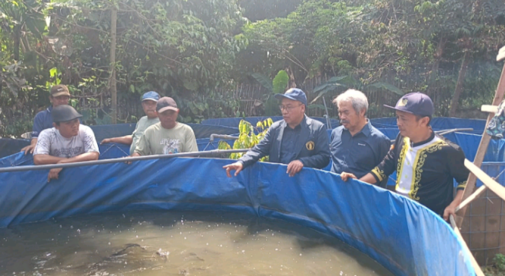 Magister Budidaya Perairan FPIK UB Dampingi Pembudidaya Lele Terapkan Eco-Aquaculture untuk Jaga Kelestarian Sungai