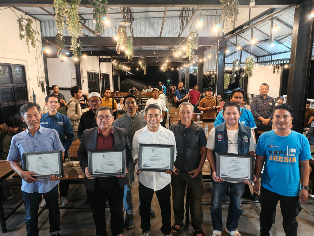 Kurangnya Perlindungan dan Penyerapan Tenaga Kerja Lokal Jadi Sorotan dalam Diskusi "Ngopi dan Opini Gresik"