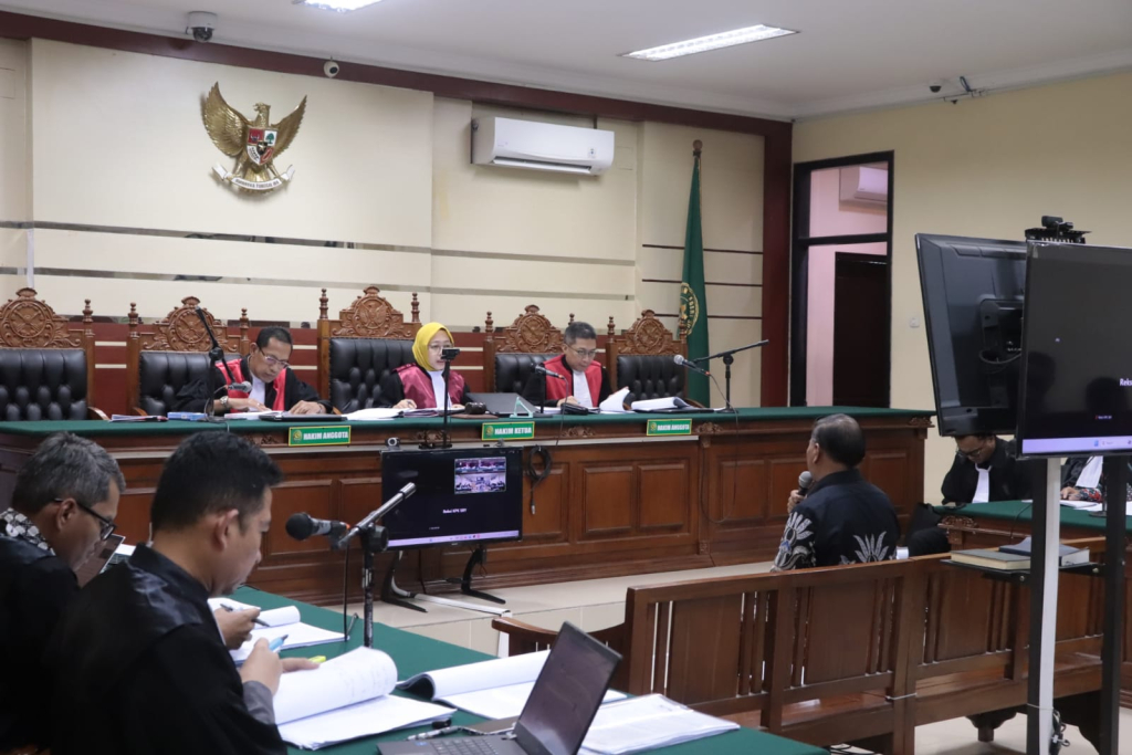 KPK Hadirkan Empat ASN dan Ketua REI, Dalam Sidang Korupsi Maidi Cs