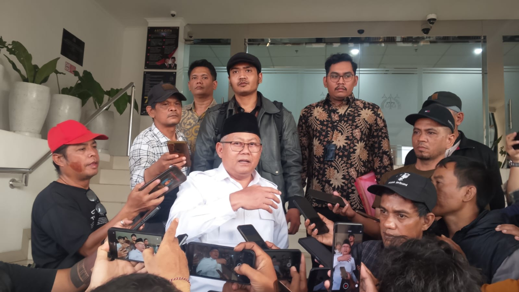 Kejari Kota Bekasi Tetapkan 'J' Tersangka Pungli MCK Bantargebang, PH: Kasus Receh, yang Gede Di-Peti Es- Kan!