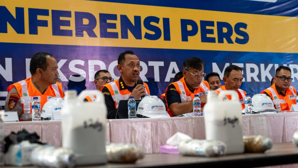 Bea Cukai dan Polri Gagalkan Ekspor Ilegal 3,4 Ton Merkuri Cair Senilai Rp17,5 Miliar