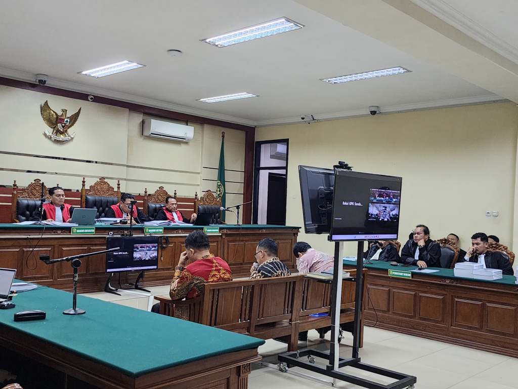 Tangis Warnai Pledoi Sugiri Sancoko, Akui Keliru dan Mohon Hakim Pertimbangkan Latar Belakang Perkara