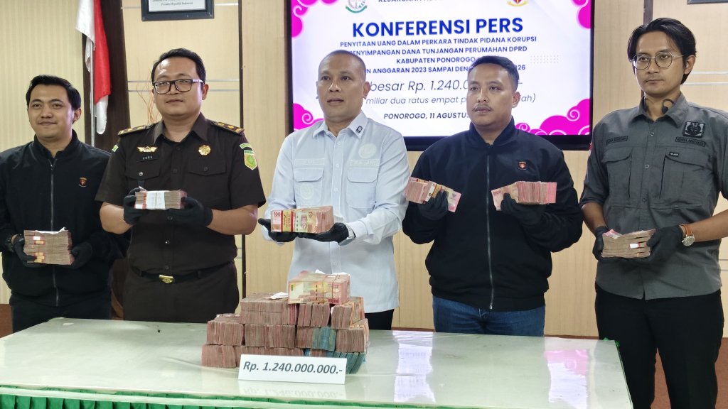 Lagi, Kejari Ponorogo Sita Rp1,2 Miliar dari Lima Fraksi Terkait Korupsi Tunjangan DPRD