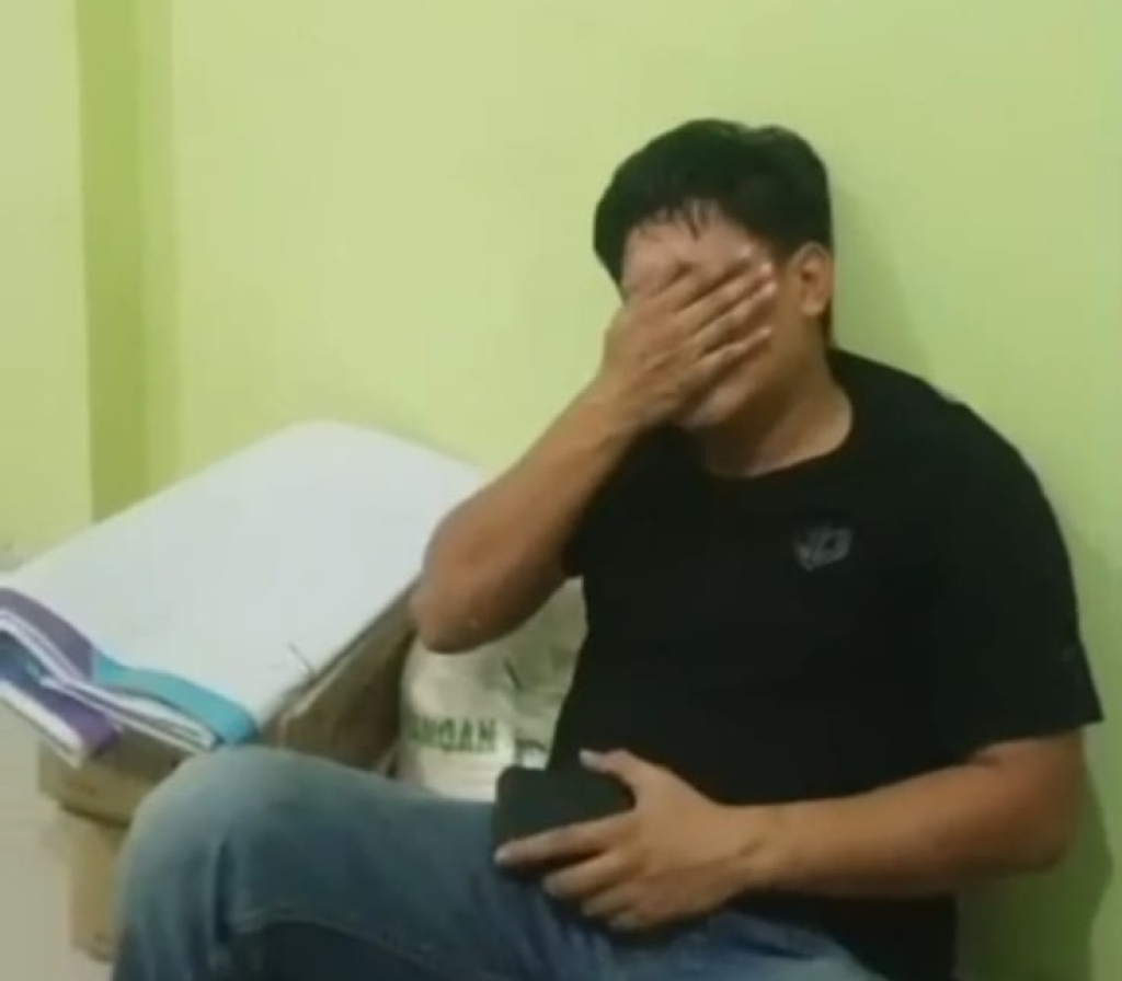 Diduga Lakukan Pemerasan, Dua Oknum Polisi Dihajar Warga