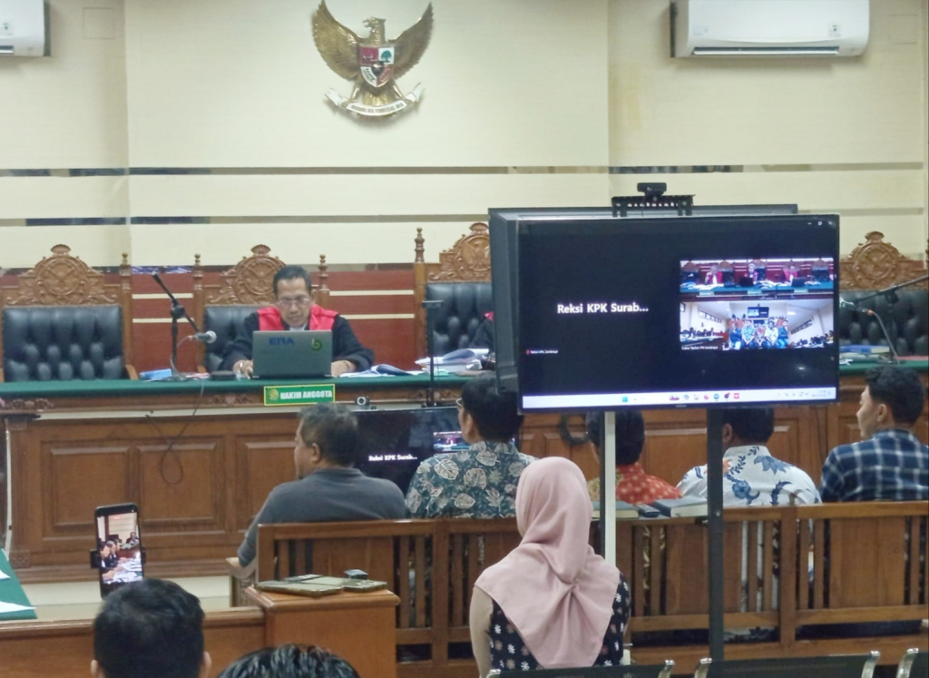 Sidang Tipikor: Maidi Bantah Suruh Heri Tawang Dirikan CV dan PT, Saksi Tetap Kukuh pada Keterangan