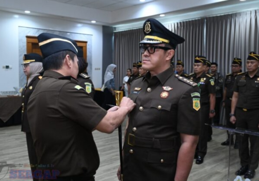 Kejati Jabar Lantik 15 Pejabat, Tekankan Integritas dan Larang Penyalahgunaan Wewenang