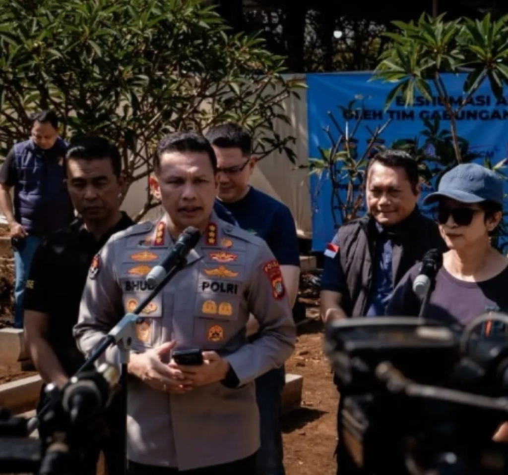 Polri Lakukan Ekshumasi Jenazah Sutrimo di Banyumas, Tim Forensik PDFMI Ambil Sampel, Hasil Lab Bukti Kunci 