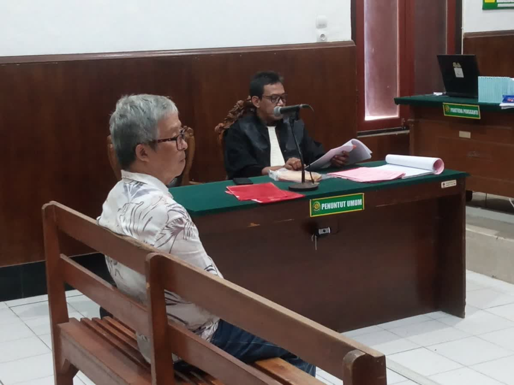 Didakwa Perintahkan Karyawan Rusak Gembok Ruko, Liangga Widjadi Diadili