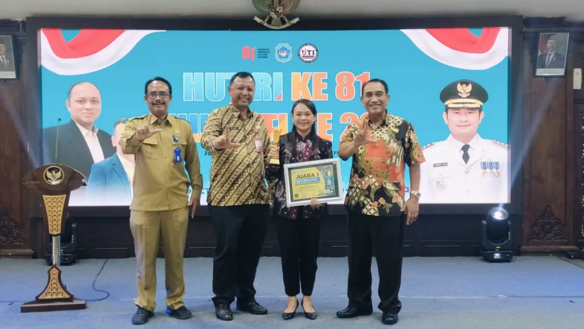 Staf BPKAD Lamongan Rebut Juara News Presenter Competition IJTI