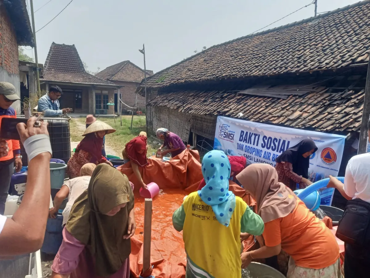 SMSI Lamongan Salurkan Air Bersih, Bantu Warga Walangkopo di Tengah Kekeringan
