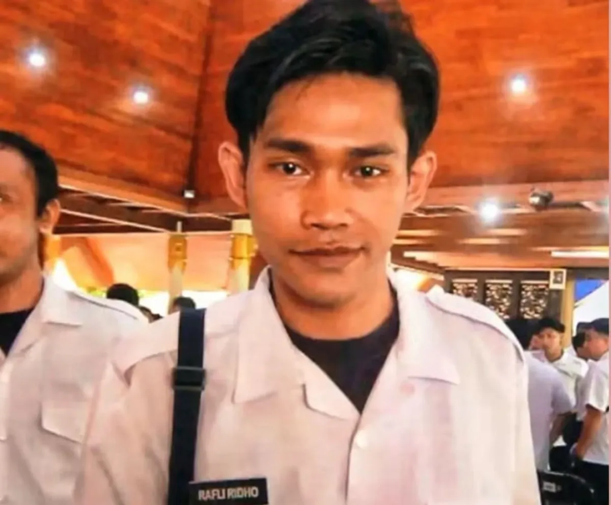 Kepala SPPG Kalitengah Masih Aktif dan Terpergok Ikut Rapat MBG