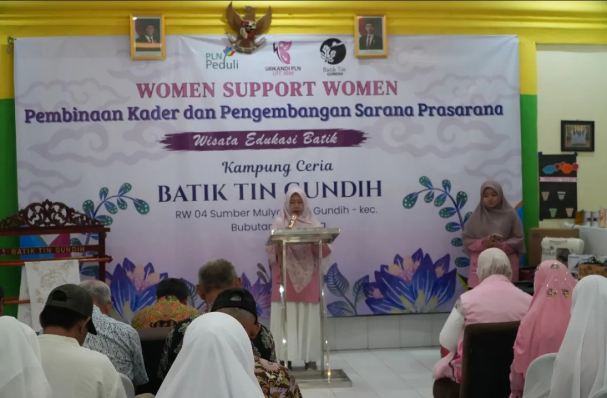 PLN Dorong Perempuan Gundih Makin Berdaya, Batik Tin Jadi Wisata Edukasi