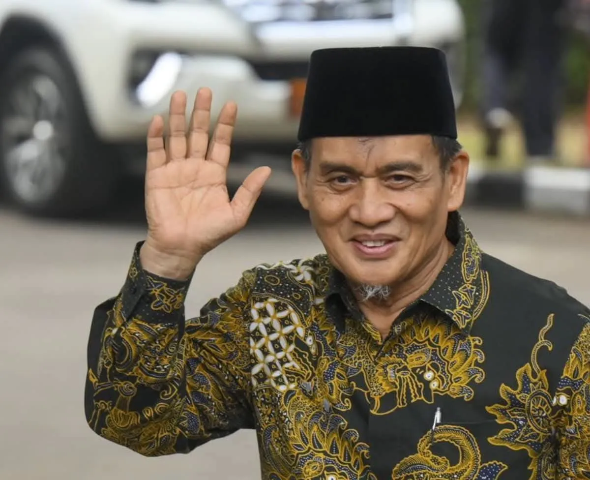 Wamenag Romo Syafi’i yang Mendorong Semua Pesantren Dapat MBG Usai Ratusan Santri Di Sidoarjo Keracunan, Ternyata Politi