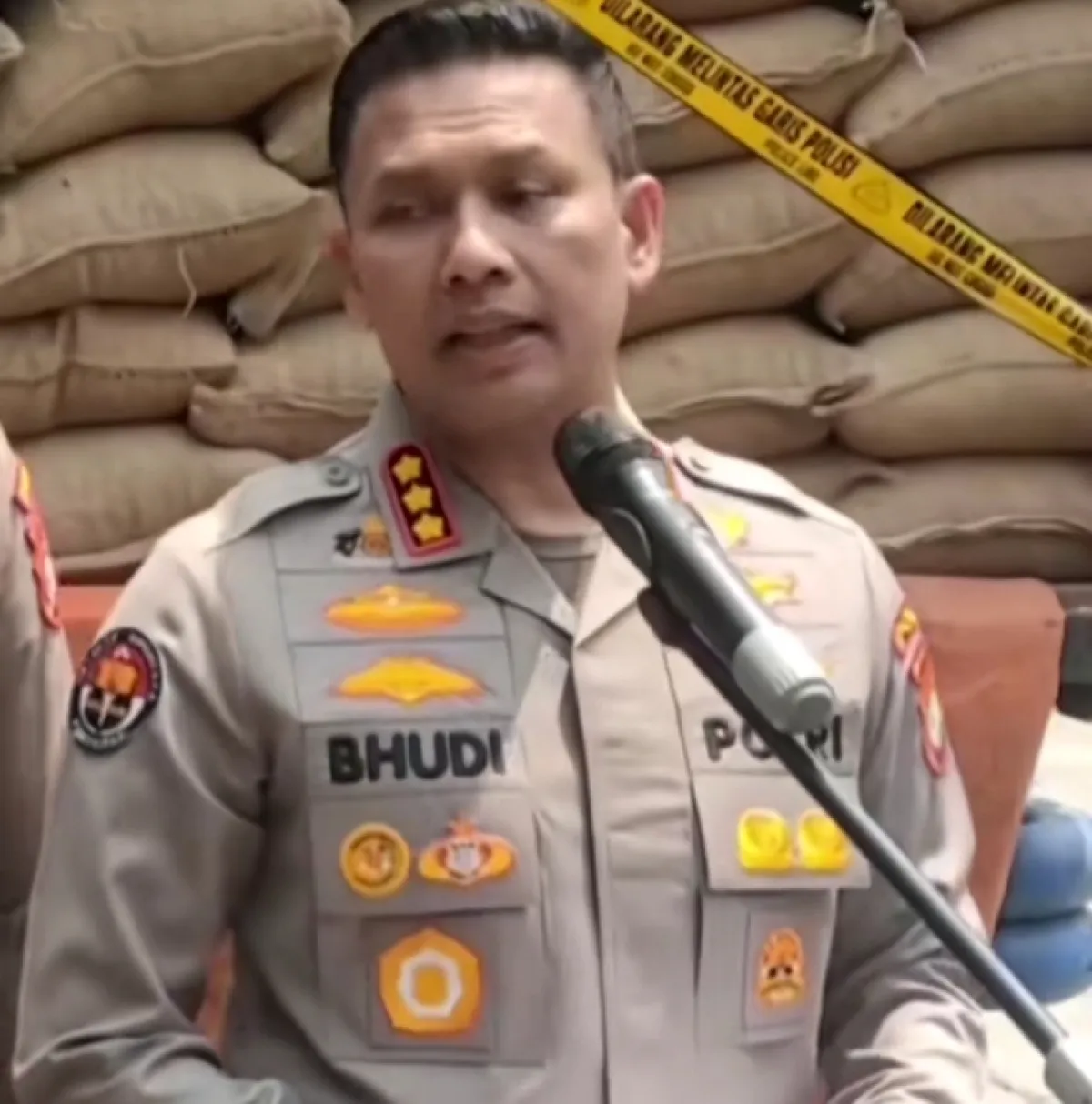 Polda Metro Sikat Penyelundupan 49,85 Ton Kacang Tanah Ilegal Melalui Dumai